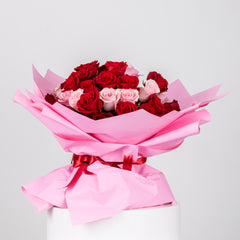 Red And Pink Rose Arrangement